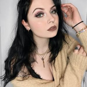 Zoe Nicole