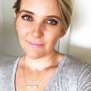 Anneke Mcconnell