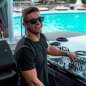 Dj Chuck