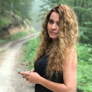 Mona Goodarzi