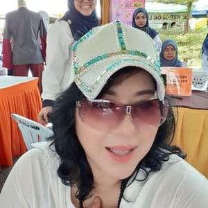 Khaty Azian