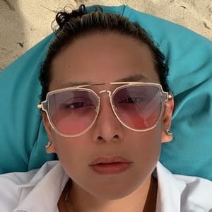 Regi Cruz