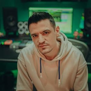 Luis Barrera Jr
