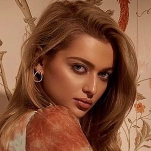 Dana Mostek