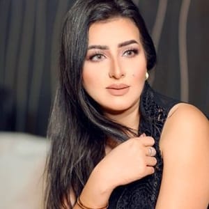 Tina Hakim