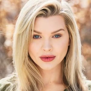 Lauren Oleary
