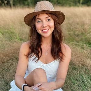 Polina Guidelight