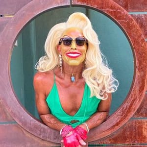 Kiki Travaganza
