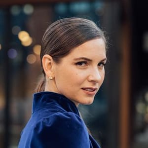 Zoe Barry