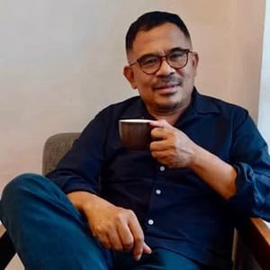 Garin Nugroho Riyanto
