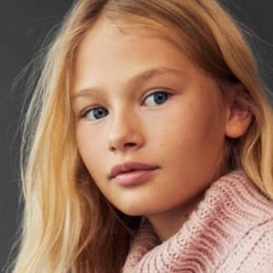 Diana Kizenkova Model