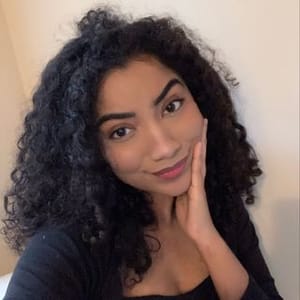 Krysta Logy