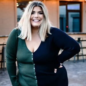 Elisabeth Curvy Abby