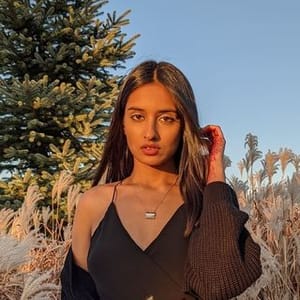 Ayushi Singh