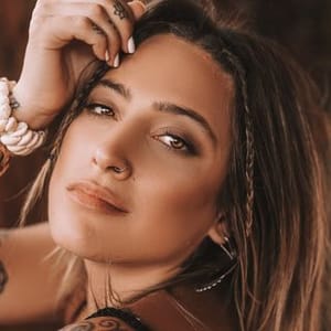 Tati Dias