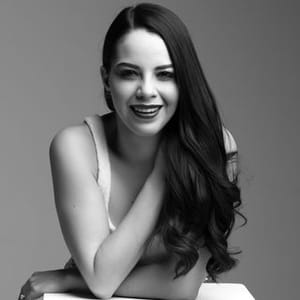 Arely Tellez