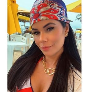 Iza Almeida