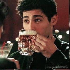 Memethew Daddario