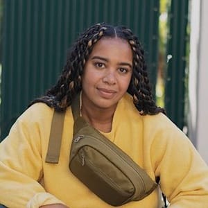Zoila Darton