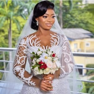 Aprilby Kunbi