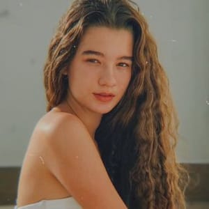Julia Gontijo