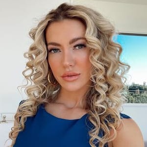 Lindsay Taylor