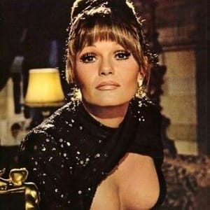 Valerie Perrine