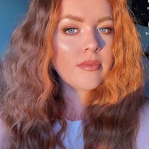 Sophie Groves