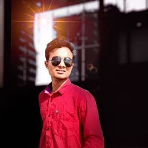 Amir Bayat
