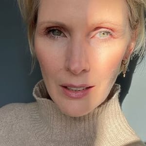 Nicole R