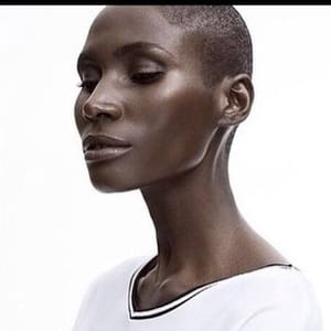 Ania Charlot