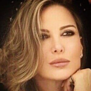 Dina Azar