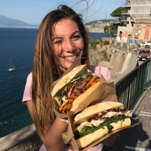 Lady Food Porn