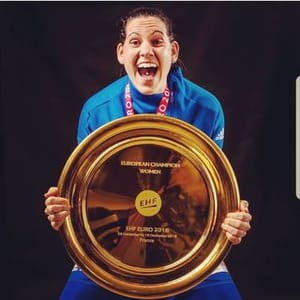 Alexandra Lacrabere