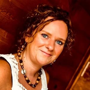 Nina Graf