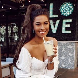 Kyndra Claire