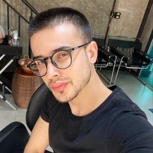 Vinicius Alvarenga