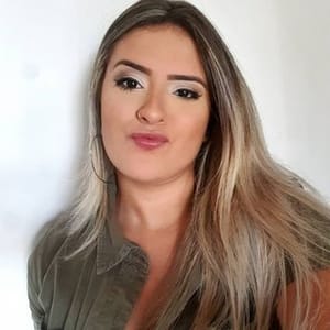 Manuella Oliveira