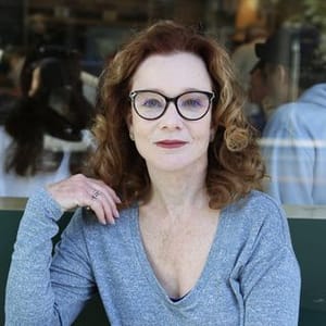 Karen Macneil