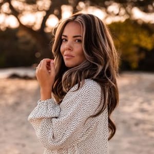 Faye Bone