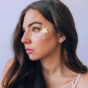 Lauryn  Blogger