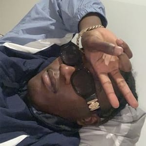 Largie Ramazani