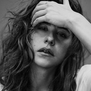 Irene Escolar