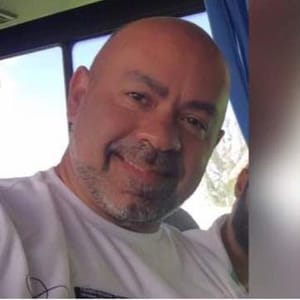 Pedro Luis Flores