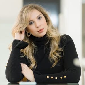 Maira Camargo