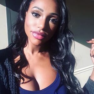 Yaya Zoe