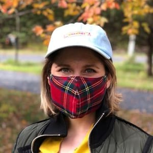 Liz Maskup Dee