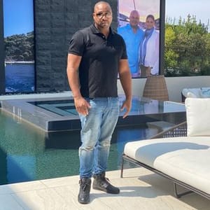 Chris Brown Sr
