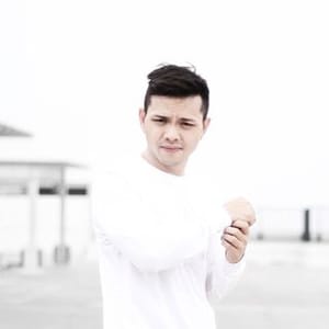 Leslie Tobing