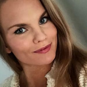 Oona Ylitolonen